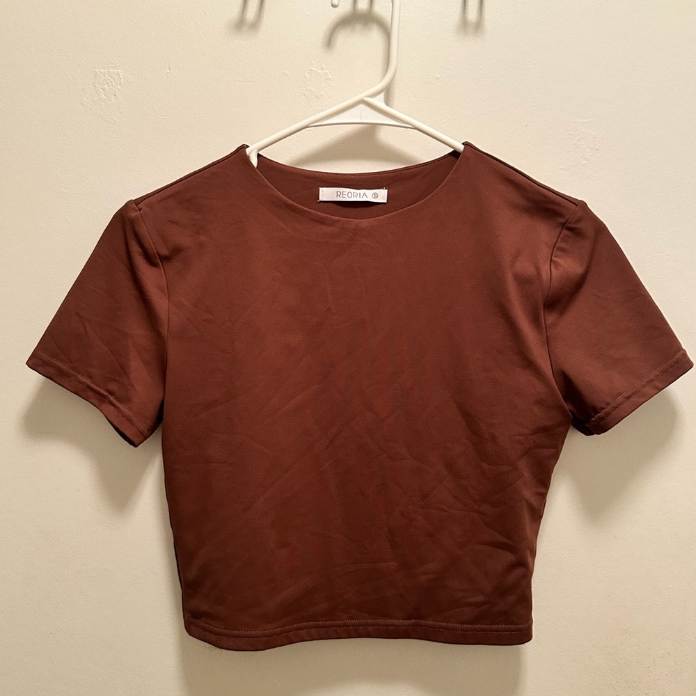 ReoRia Chocolate Brown Short Sleeve Crop Top
